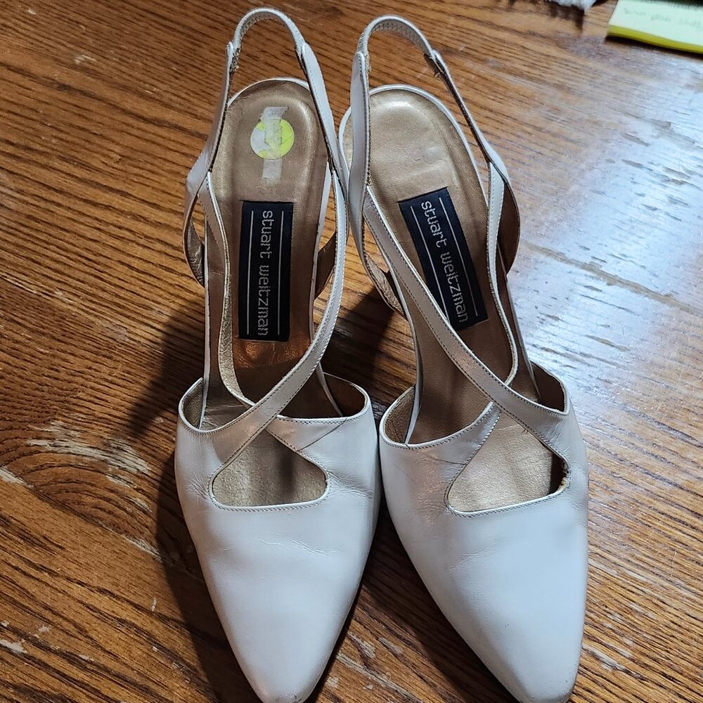 Stuart Weitzman Pearl White slingbacks with gold heels